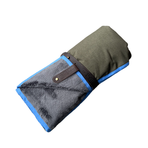 HELLAGOOD Blanket Doug Fir Green with Coal grey furry