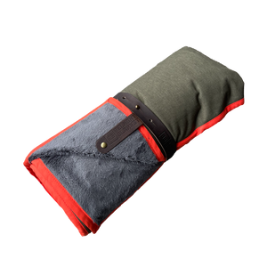 HELLAGOOD Blanket Doug Fir Green with Coal grey furry